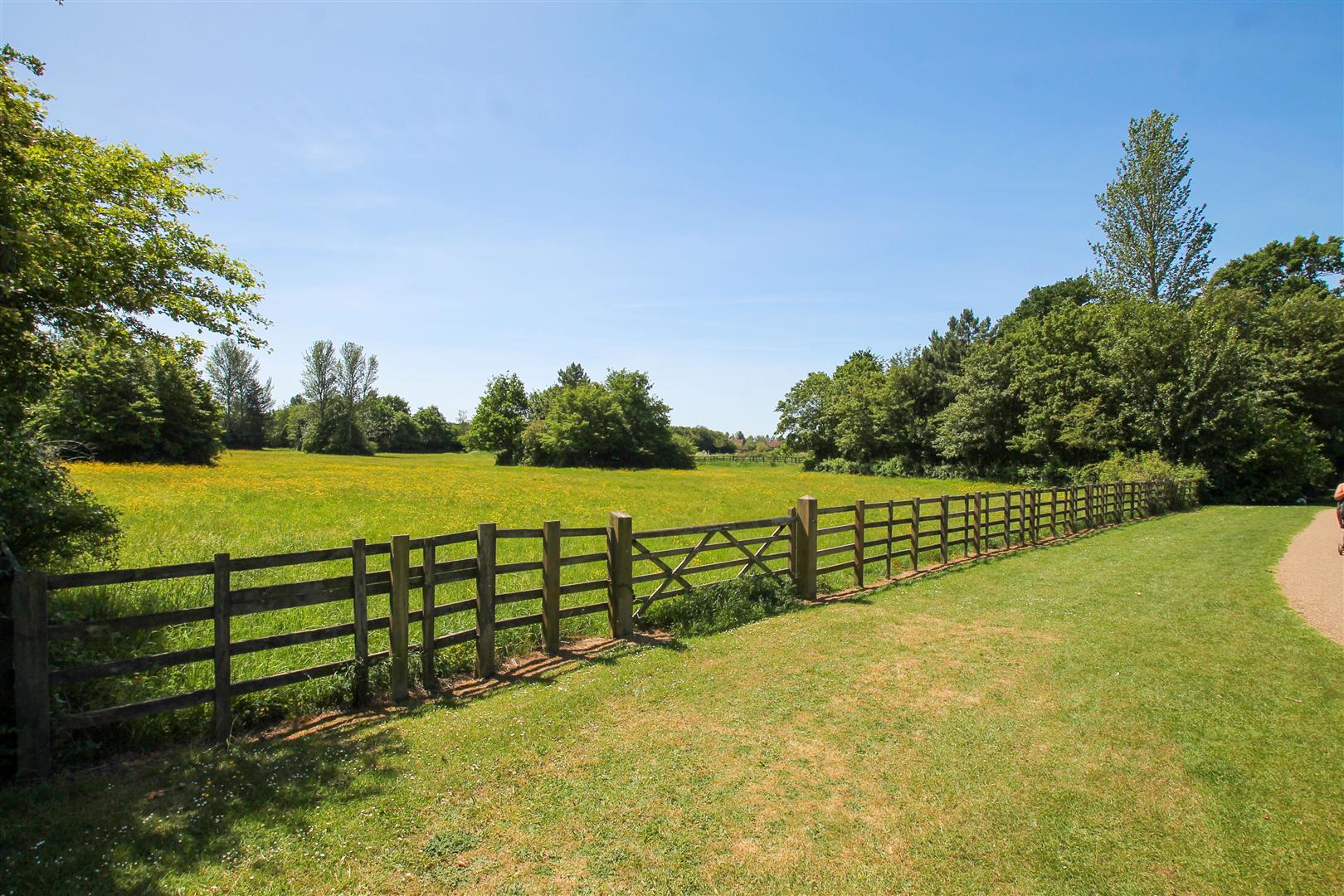 Hindemith Gardens, Old Farm Park, Old Farm Park Milton Keynes